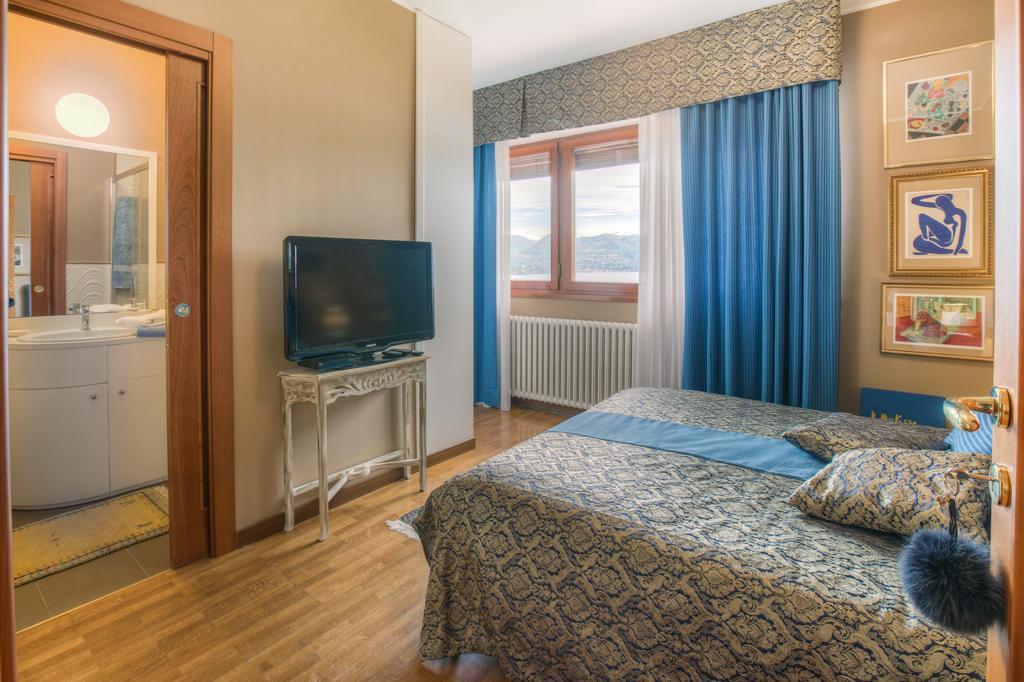 La Volpe Dorata Bed & Breakfast Stresa Exterior photo